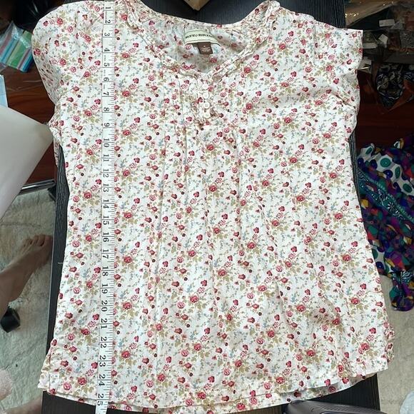 Bit & Bridle floral prairie style lightweight cotton blouse - Picture 8 of 9